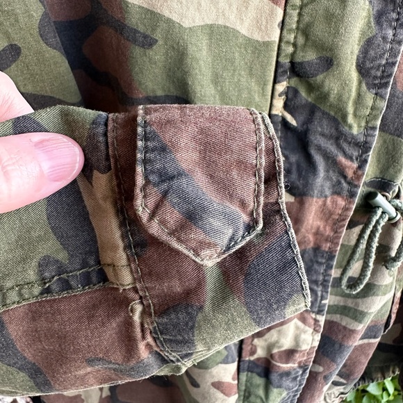 Camo  Jacket - Picture 8 of 10